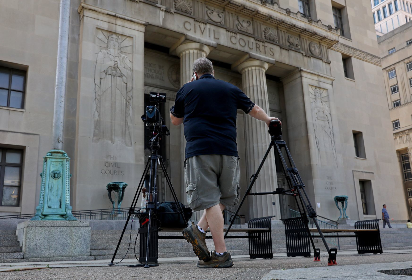Greitens trial jury selection continues
